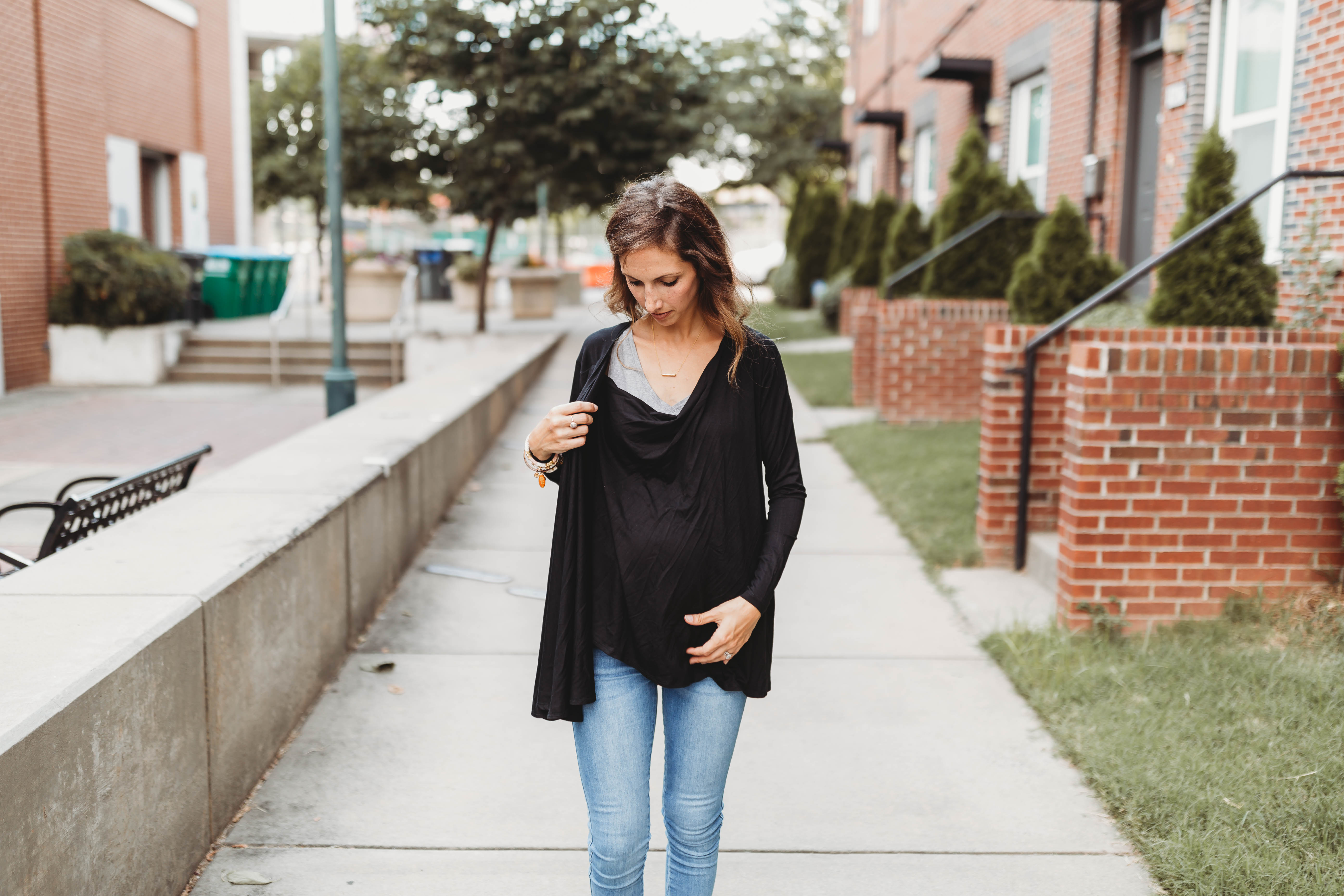 nursing-on-the-go-good-body-good-mommy-cardigan